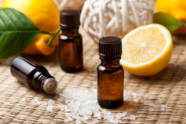 Natural essential oils with lemon flavor